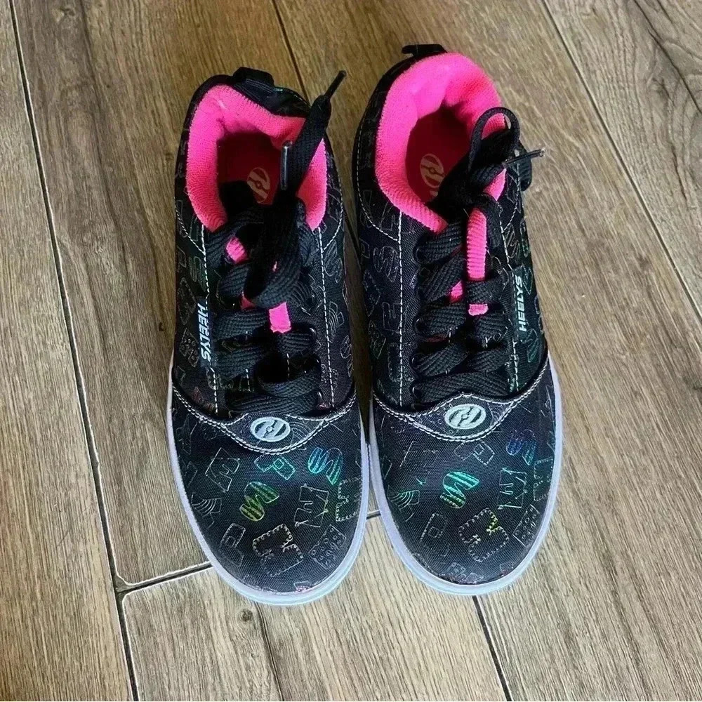 Heelys black pink heels shoes sneakers size 3